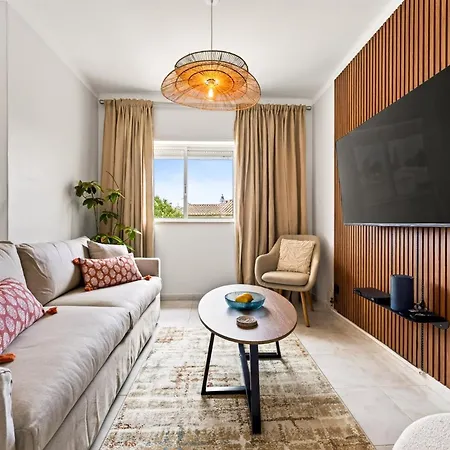 Appartement Sophisticated 2-bed Haven Near The Coast *