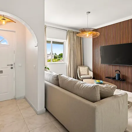 Appartement Sophisticated 2-bed Haven Near The Coast