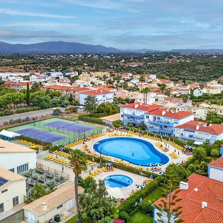 Sophisticated 2-bed Haven Near The Coast Appartement